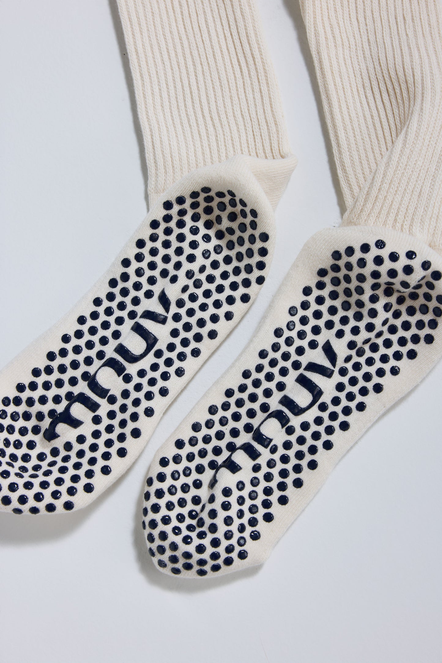 On The Mouv - Slouch Grip Socks